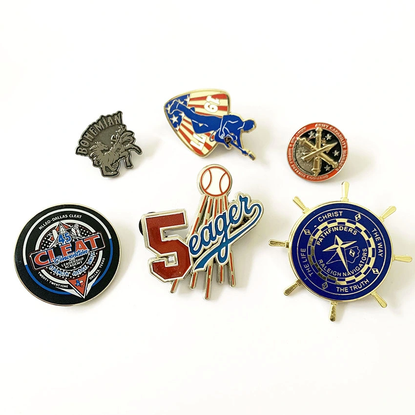 Großhandel Glänzend Überspulte Weißblech Lapel Pin Emaille Pin Promotion Metall Tin-Abzeichen