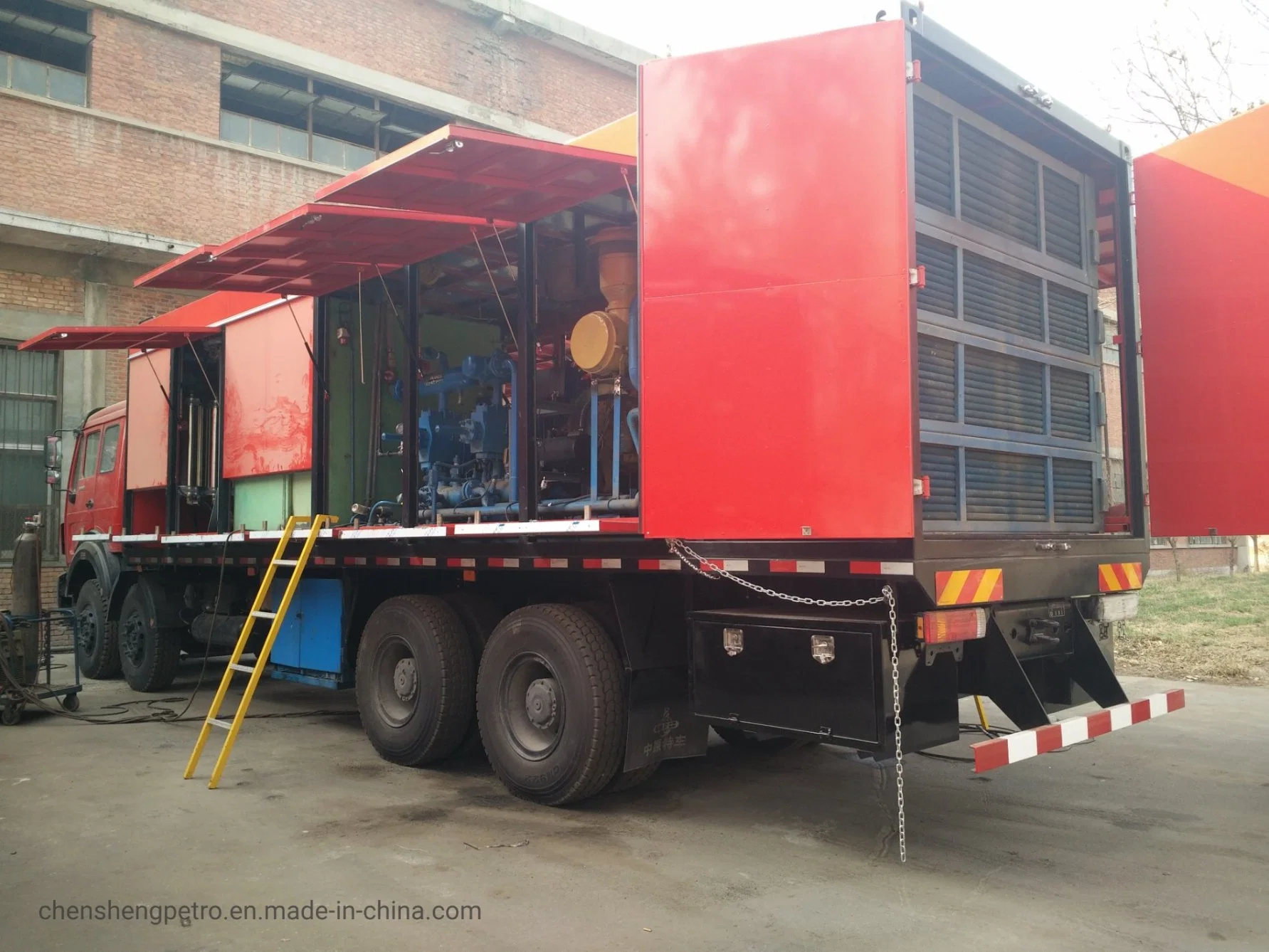 Mzd-900/350-95% Nitrogen Generator and Injection Unit Truck Membrane Nitrogen Plant Vehicle Mobile Nitrogen Compressor Station