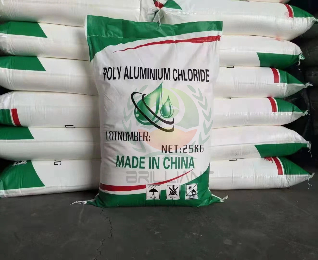 Waste Water Treatment Flocculant Polyaluminium Chloride 30% PAC for Drinking Water