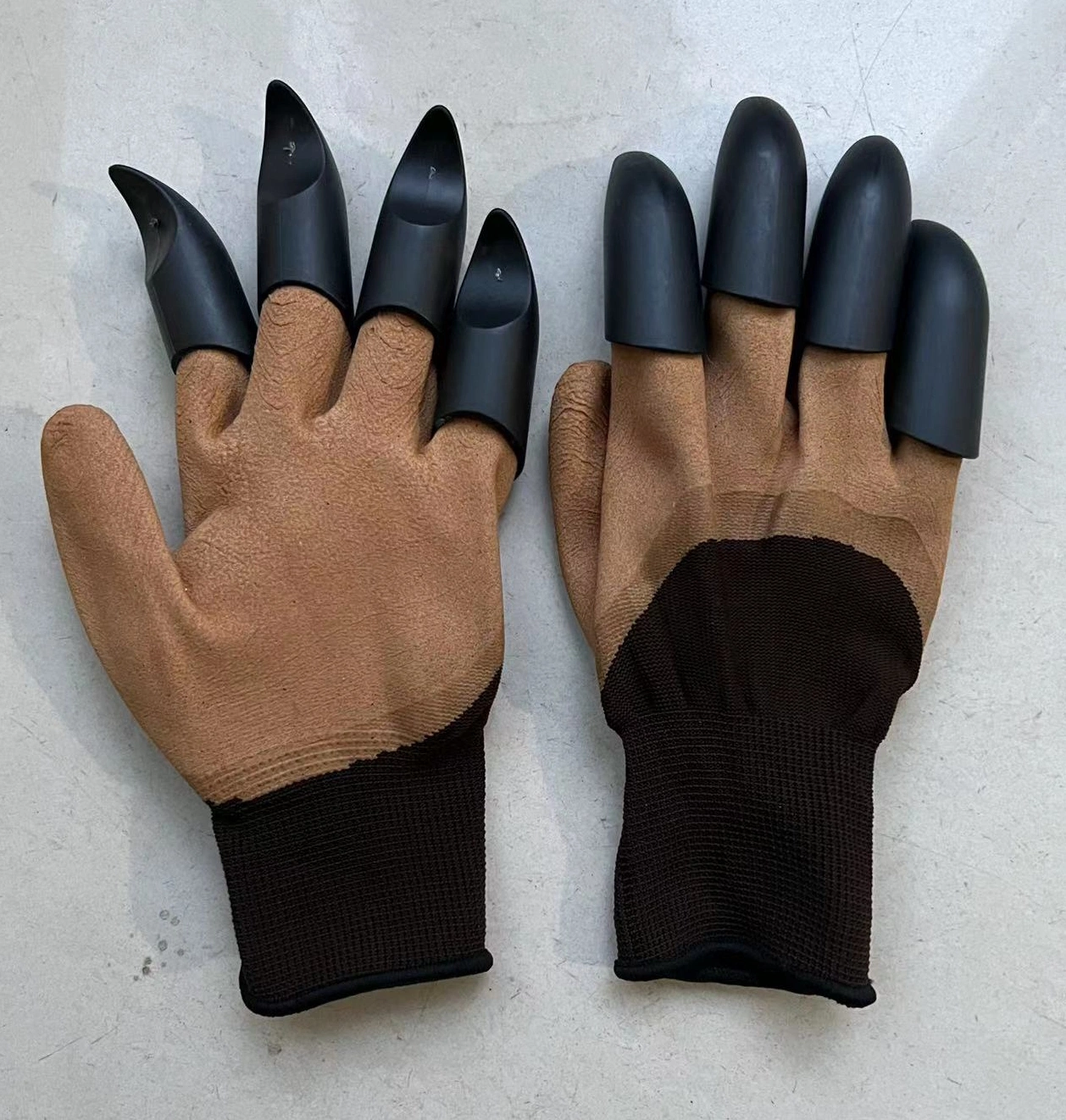 7 Gauge Poly-Cotton Knitted Crinkled Foam Brown Latex Coated Winter Protective Work Industrial Gloves