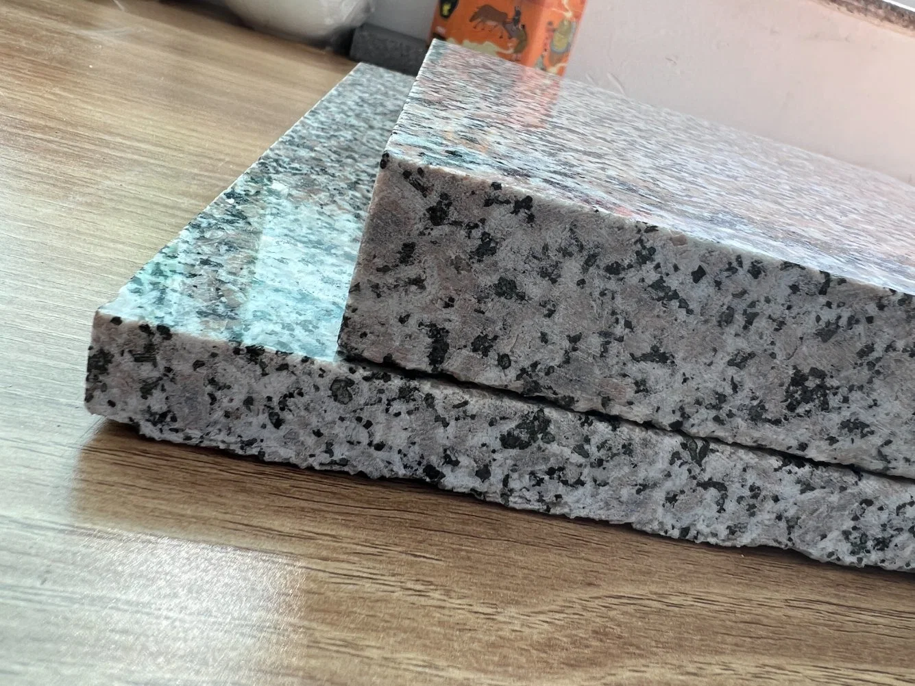 New Wu Lian Grey Granite for Floor, Plate, Countertop, Indoor Wall, Floor Square Floor Tile, Roadside Stone