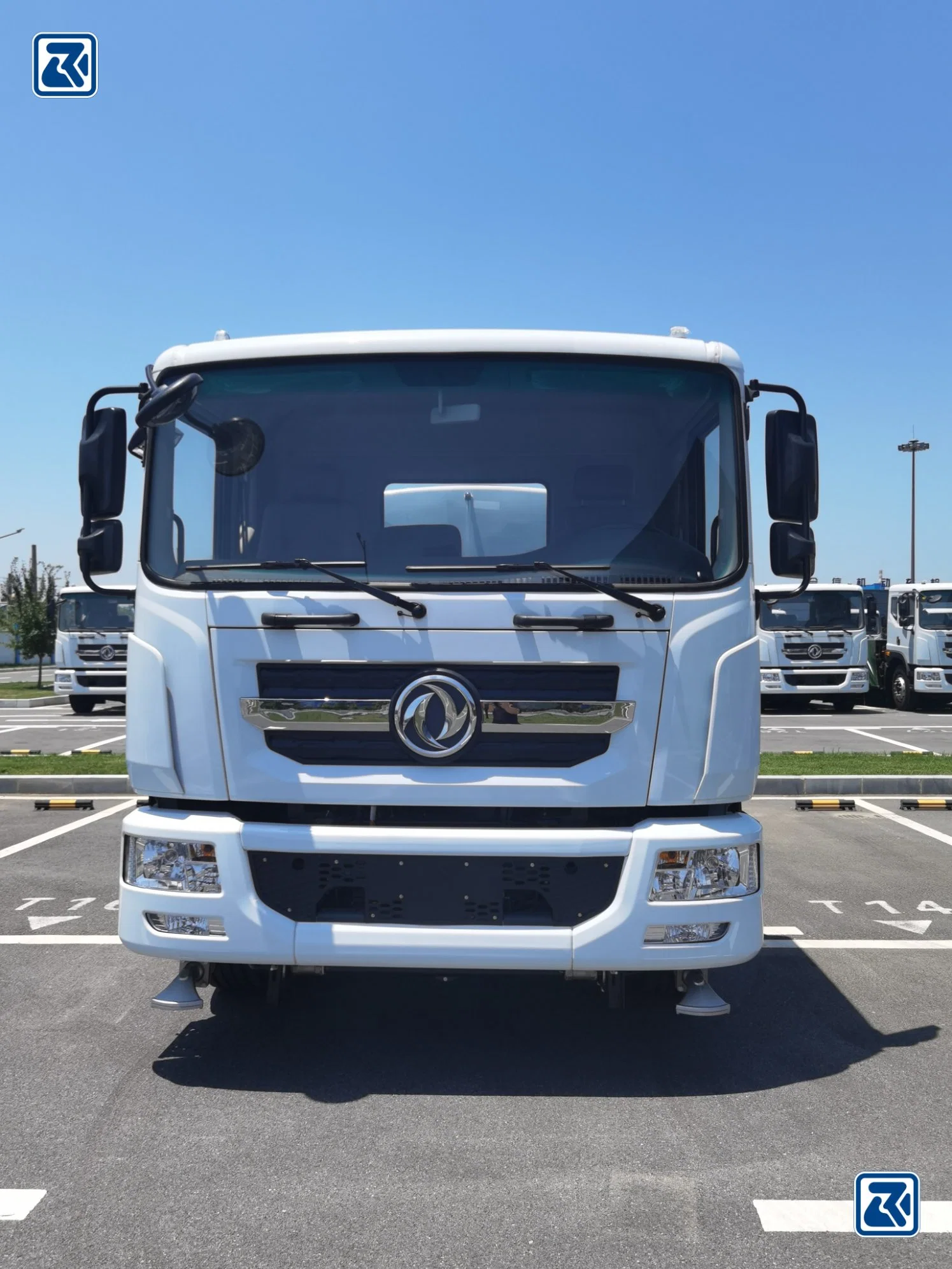 Electric Vehicles Brand New Dongfeng Sanition Trucks City Electrical Water Sprinkler Truck