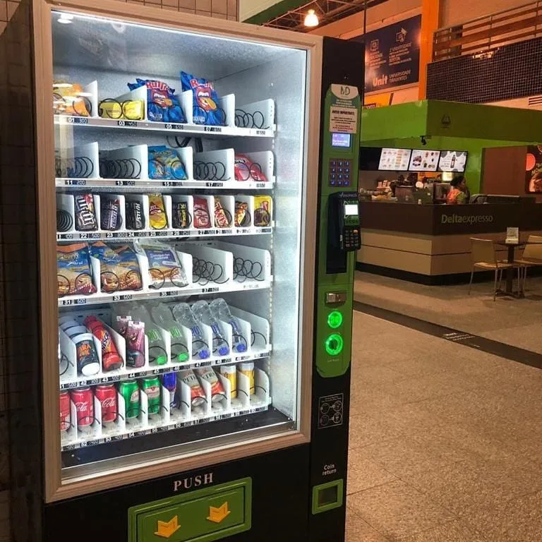 Tcn Snack Getränke Kaltgetränk Bier Milch Automatische Kombi-Vending Maschine mit CE und ISO9001 Zertifikat