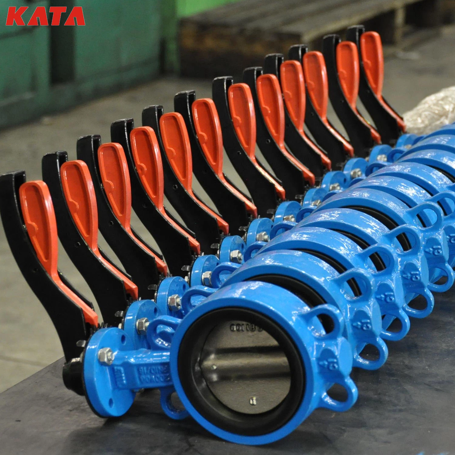 Kata API609 Ductile Iron 10K/150lb 2&prime; &prime; -8&prime; &prime; DN50-DN200 Universal Butterfly Valve