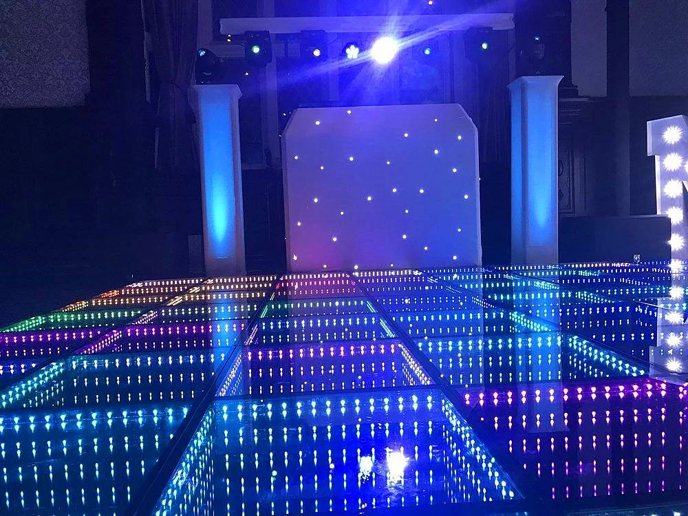 مصابيح LED Stage الأكثر شيوعًا لموسيقى DJ Dancing Floor Wireless