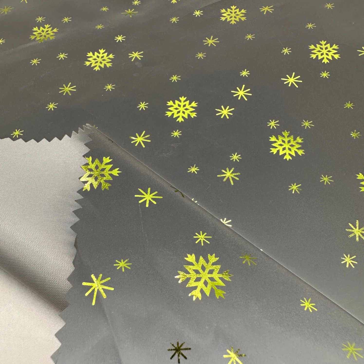 Snowflake Decoration Printed Polyester Snowflake Printed Fabric 160GSM for Outdoor Jacket