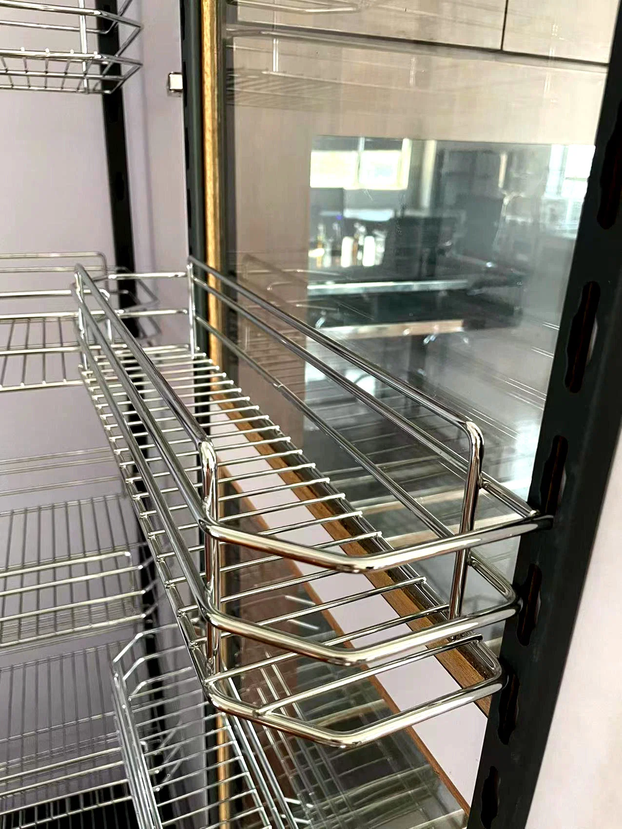 Armario de cocina y accesorios de cocina de altura de la unidad de despensa saque Cesta de alambre enlazados