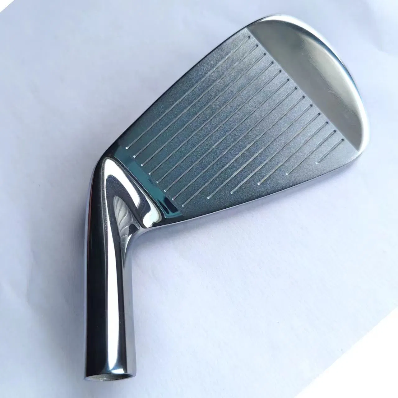 OEM Source Factory Manufacturer Selling Custom Golf Club Forged Iron with Screws