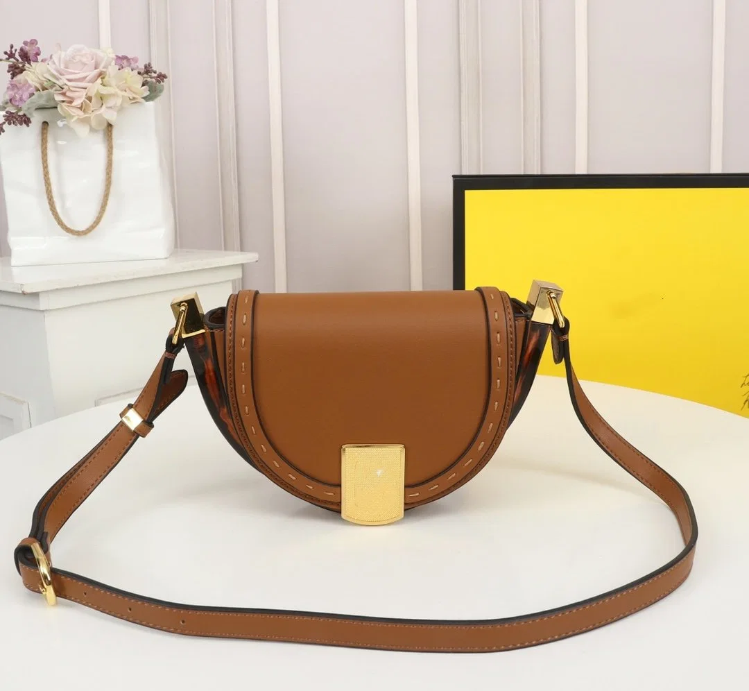 Luxury Brand Women Bag Capacity Shoulder Bag Fashion Replica Famous Ladies Handbags