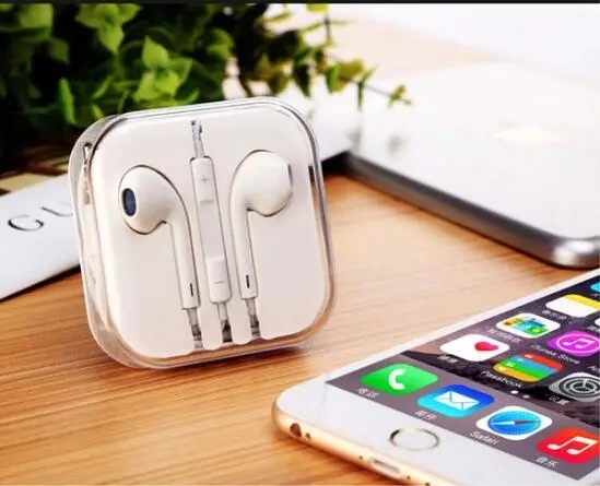 Earpod with Lightning Connector for iPhone Mobile Phones 3.5mm Portable Earphone