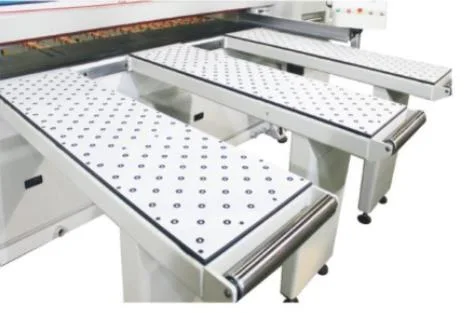 Armario de Mobiliario de madera Hicas de alta precisión CNC horizontal automático completo Máquina de corte de viga de tablero de sierra de computadora