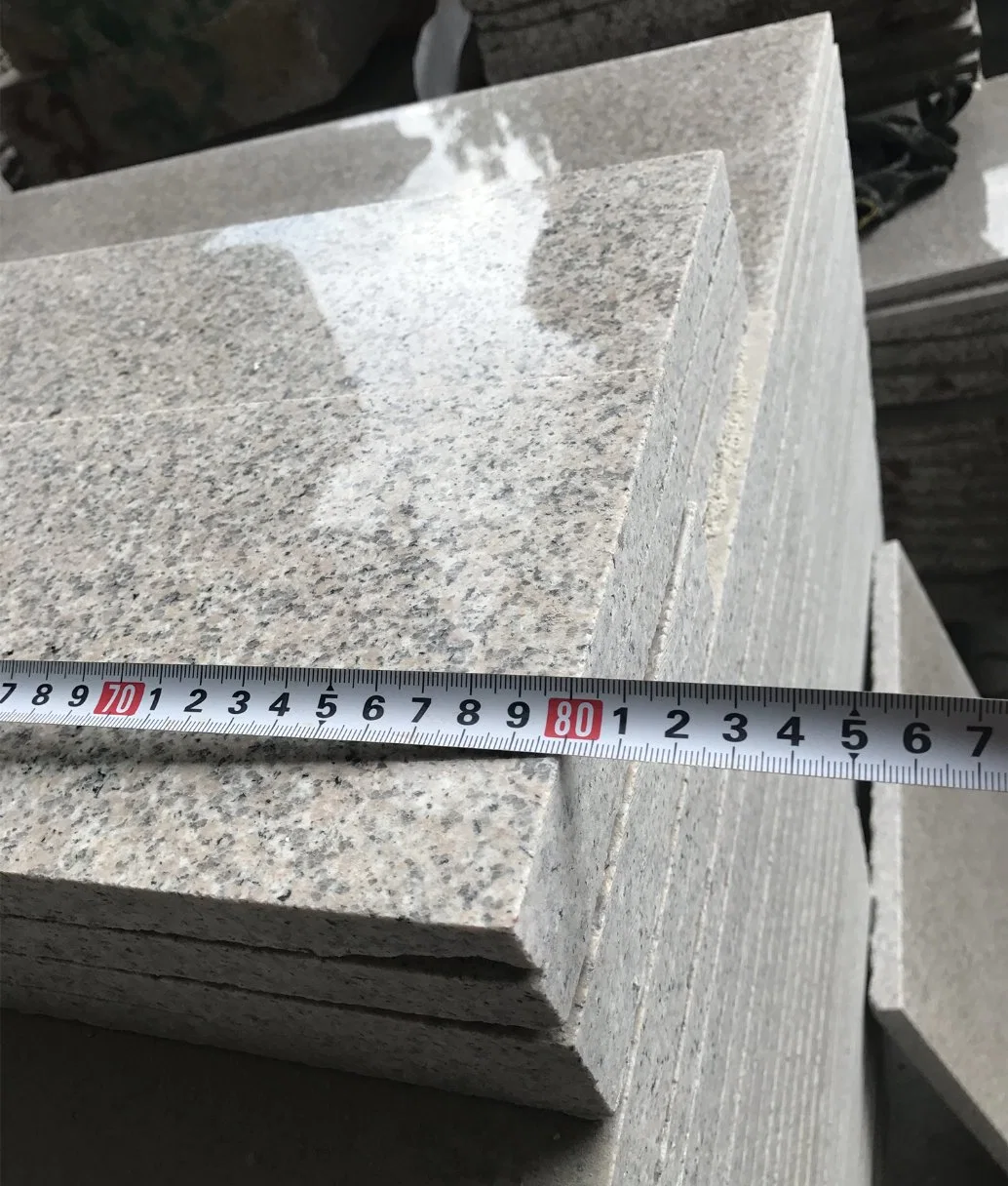 Popular Polished Chinese Granite G681 Paving Stone Tile /Floor/Stairs/Paving Granite Quarry Slab