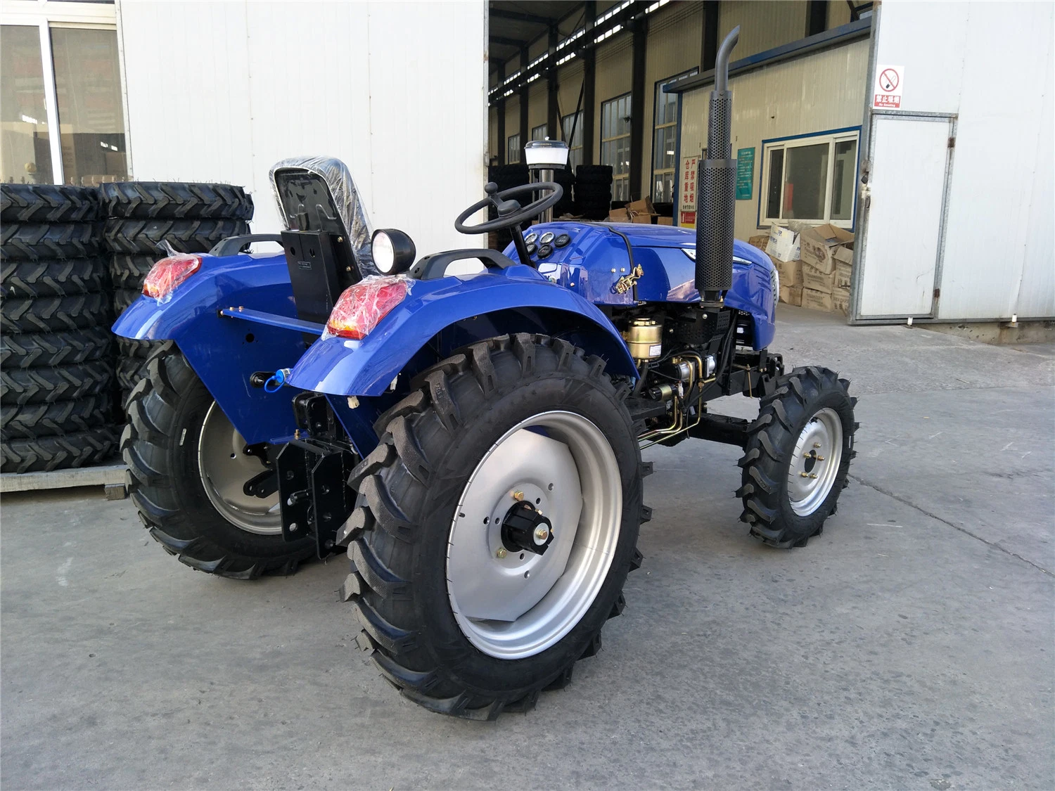 Hot Sale Xingtai 244 24HP 4WD Agricultural Mini Tractor