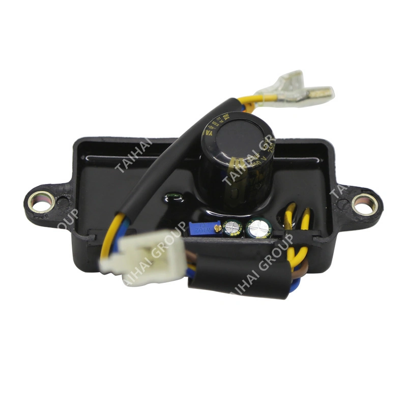 Peças do gerador do motor a gasolina Yamamoto de alta qualidade, 2 kw, 3 kw, AVR Regulador de tensão automático tipo quadrado para motor Honda 168f 170f Motor 5.5HP 6.5h