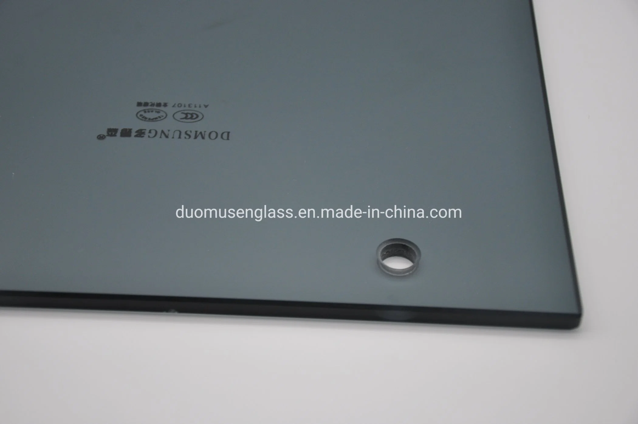 12mm Thickness Processing SGCC / Udem / En / 3c Certification Bathroom Tinted Grey Tempered Glass