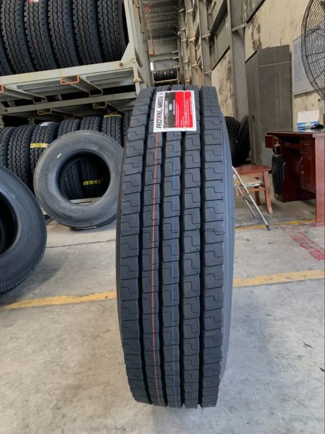 A nosotros Cheap Wholesale/Supplier Semi neumáticos para camiones de carga de contenedores para la venta 295/75/22,5 11r24,5 11r22.5 (20 contenedores mensuales a California)