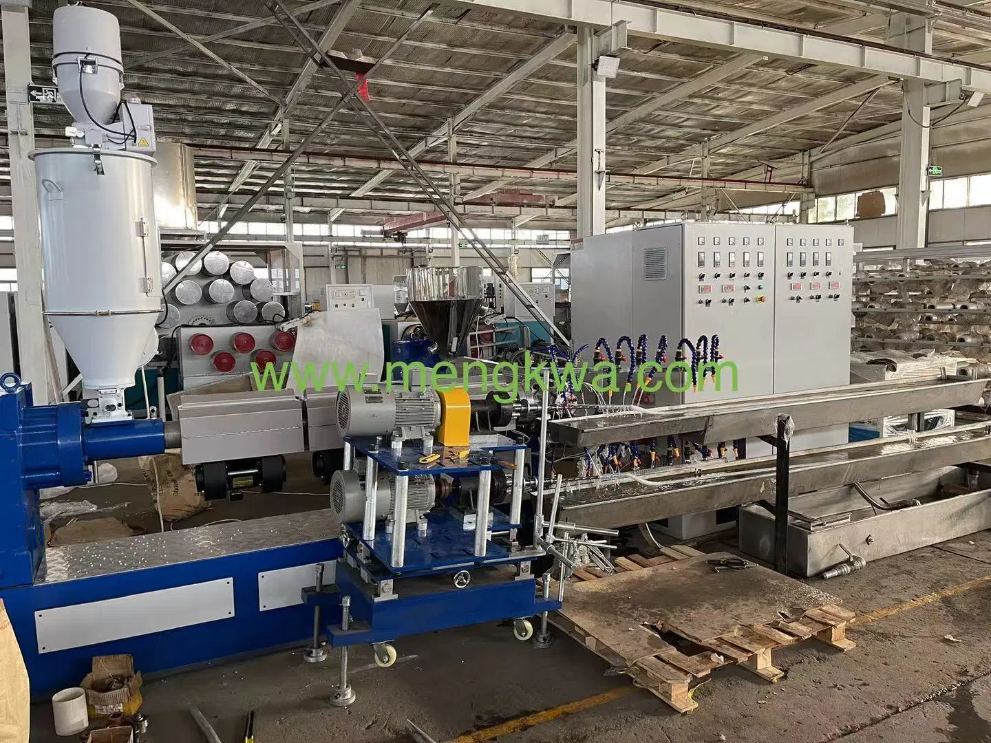 Plastic PVC Spiral Suction Composite Hose Pipe Machine Extrusion Line Flexible Hose Pipe Line