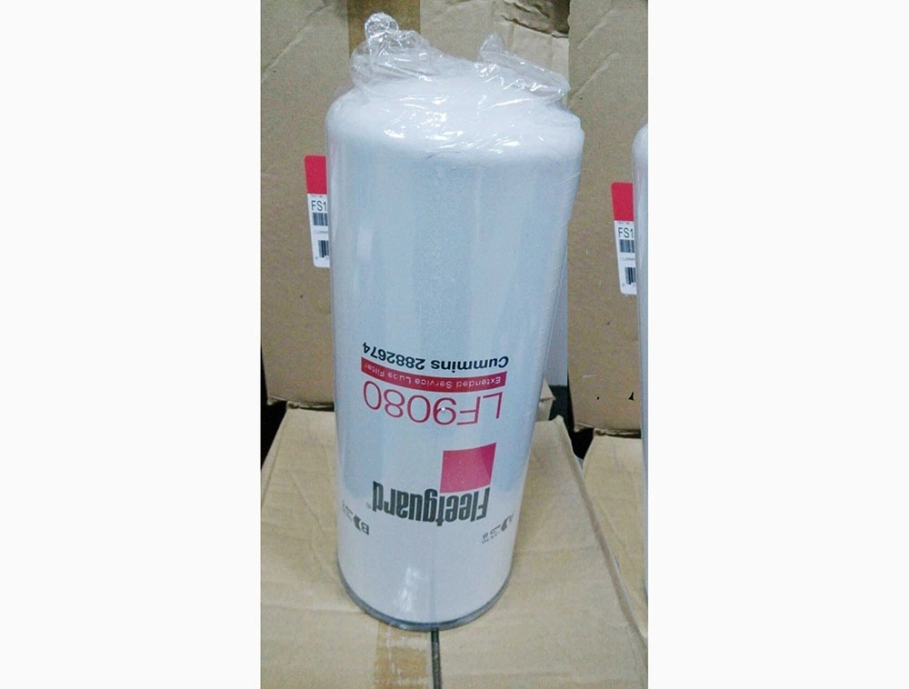 FF5135 High quality/High cost performance  Fleetguard V+Olvo Truck Diesel Engine Fuel Filte