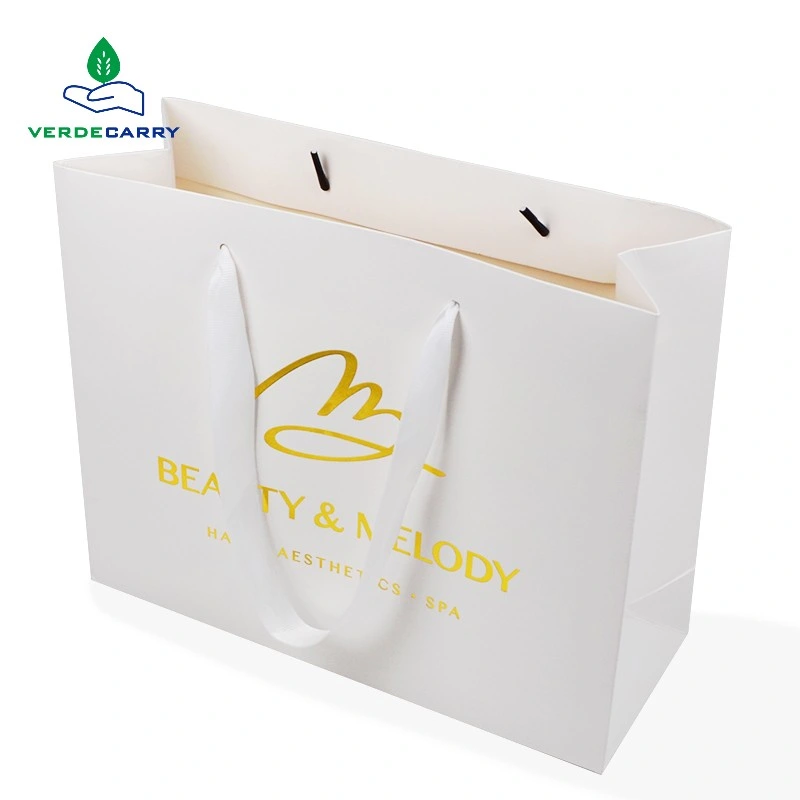 Kundenspezifisches Logo Gedruckt Eco White Beschichtetes Papier Kleidung Schmuck Verpackung Geschenktasche