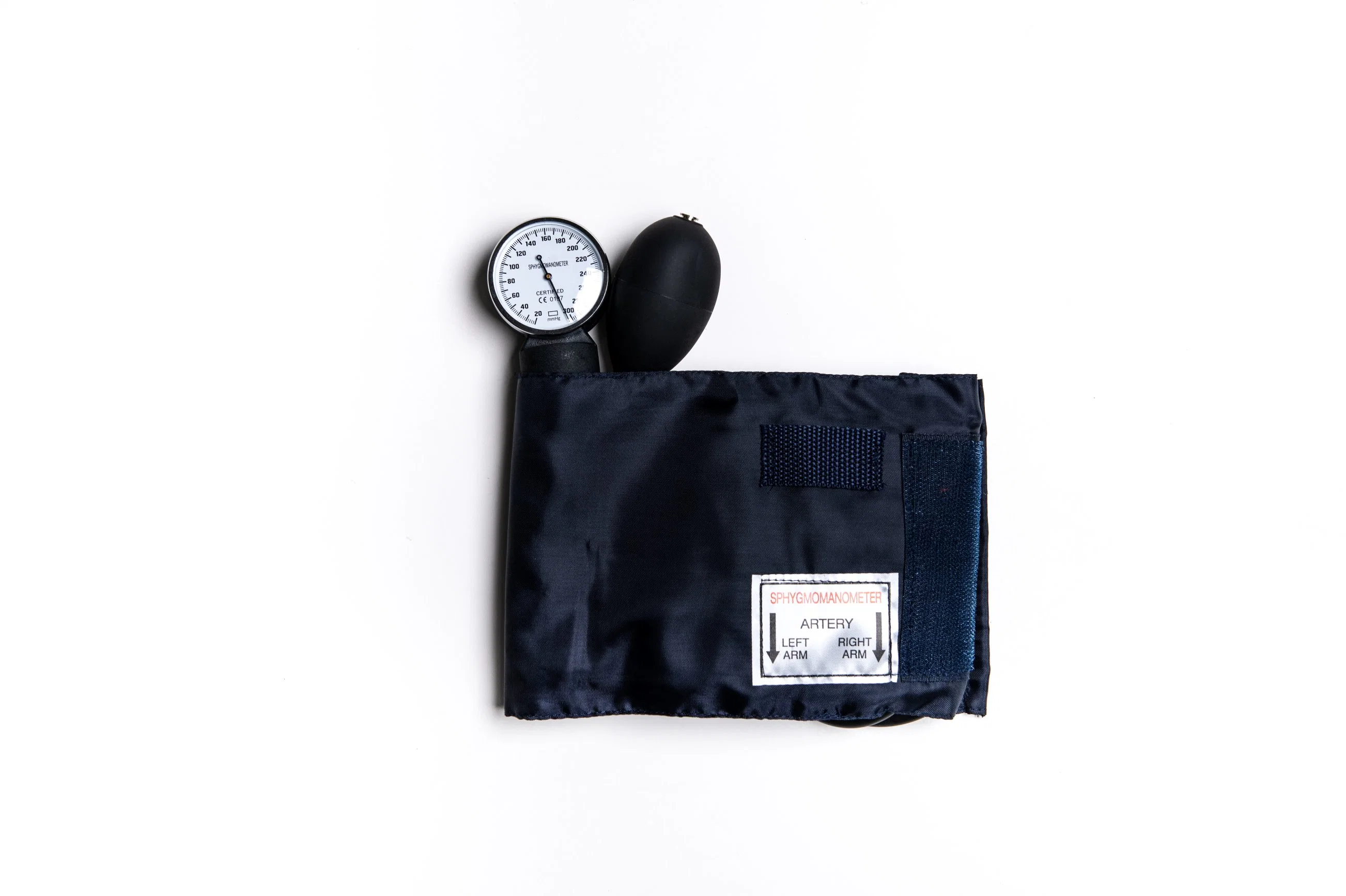 High Quality Medical Aneroid Sphygmomanometer with Stethoscope