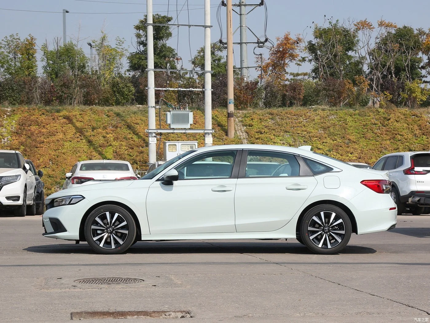 Nueva energía eléctrica coche Dongfeng Honda Civic Ehev Pioneer Edition Coche usado de segunda mano