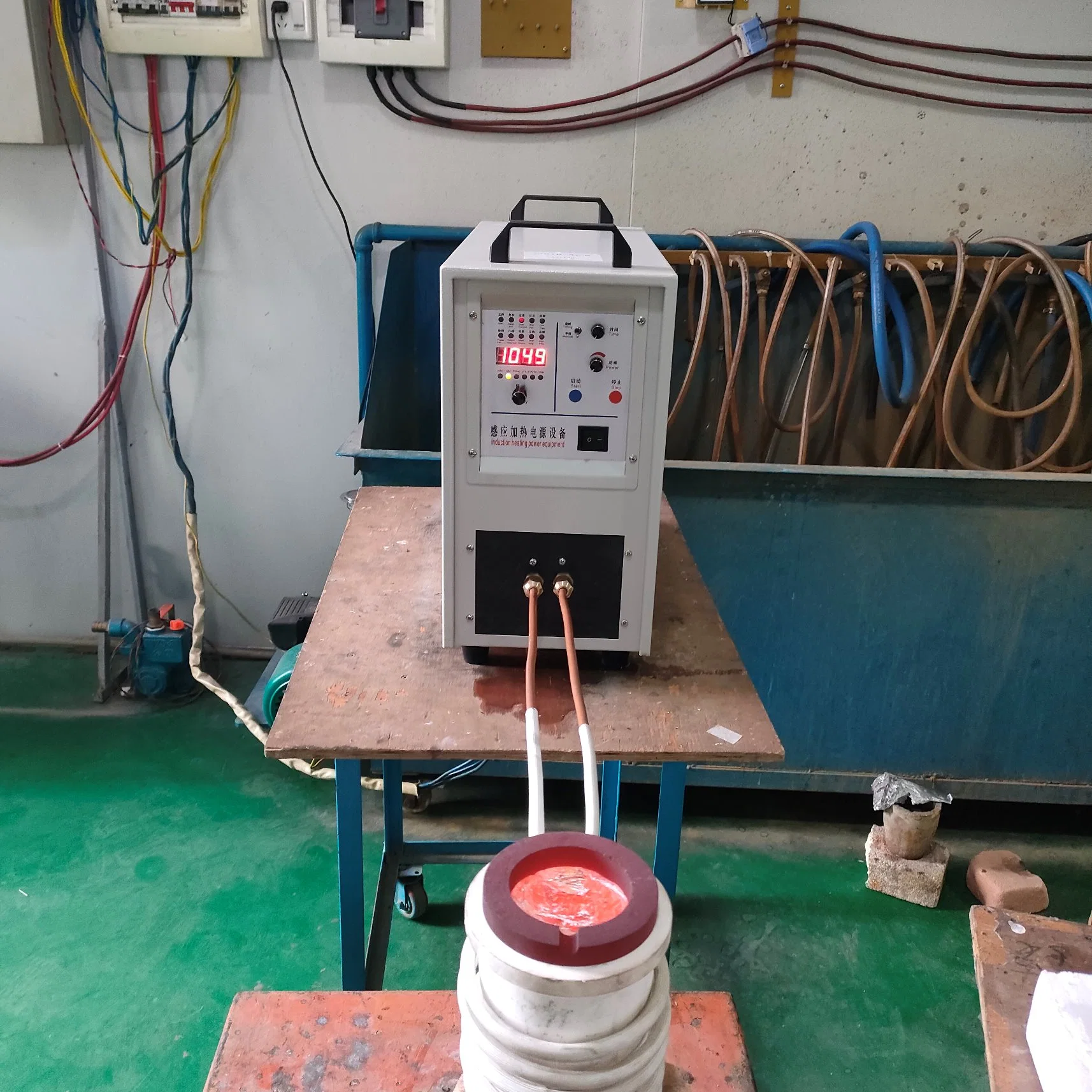 Hf-25kw-5kg High Frequency Melting Furnace for Gold, Silver, Platinum, Aluminum, Zinc