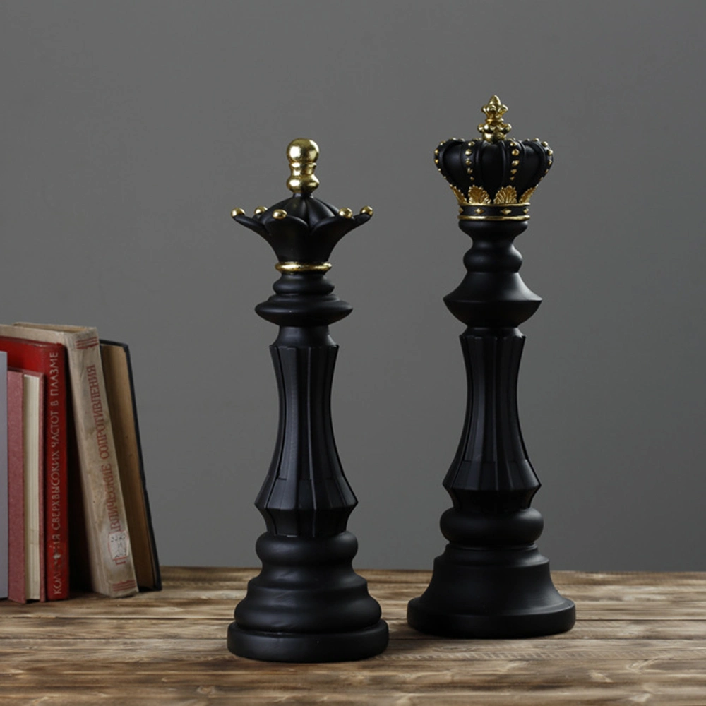 Custom Resin Decorative King and Queen Crown Chess Customized Black Polyresin Ornament