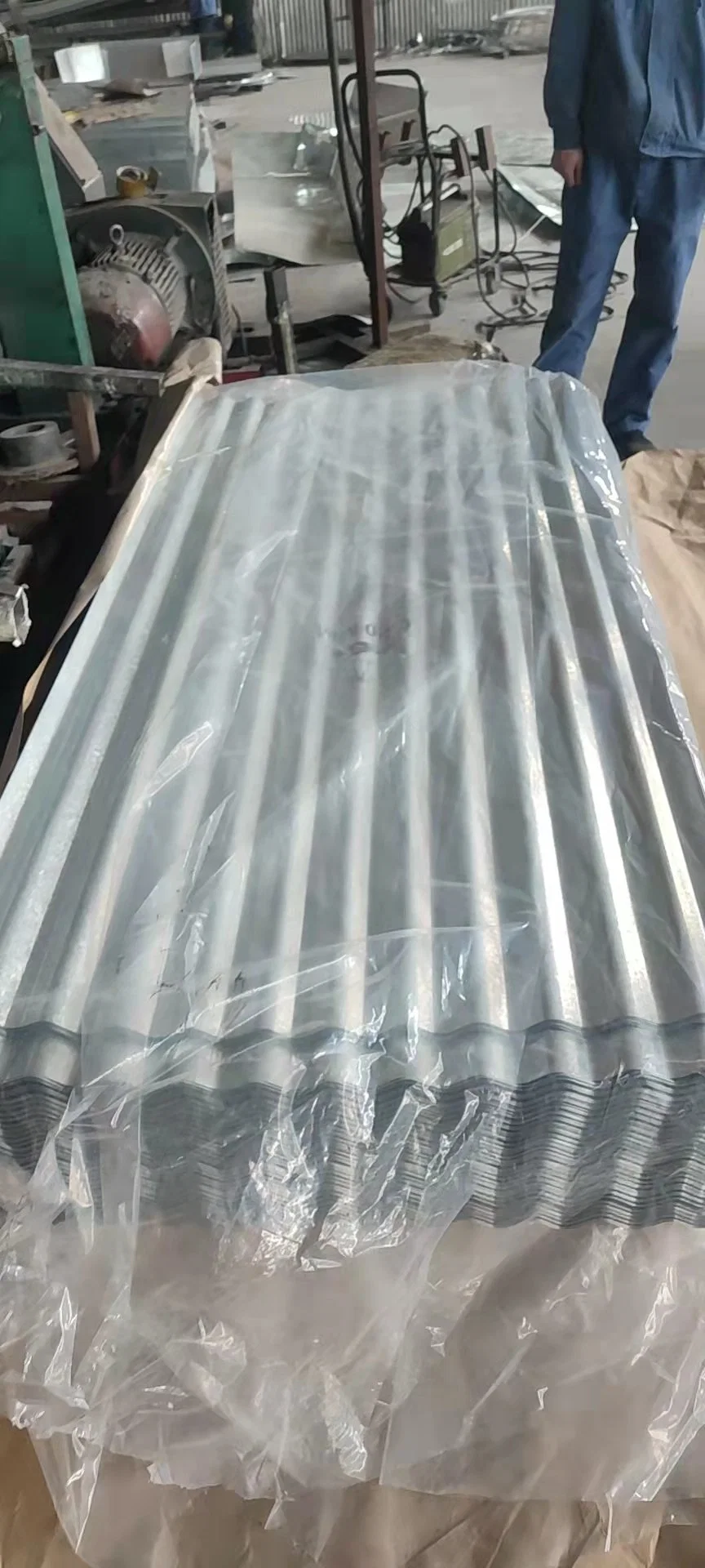 Gauge24G26g28g30g32 Hot Dipped Cold Rolled Regular Spangle Z40/60/80/150/275g Galvanized Zinc Coated Steel Zinc Coating Iron Sheet Gi Metal Roofing Sheet