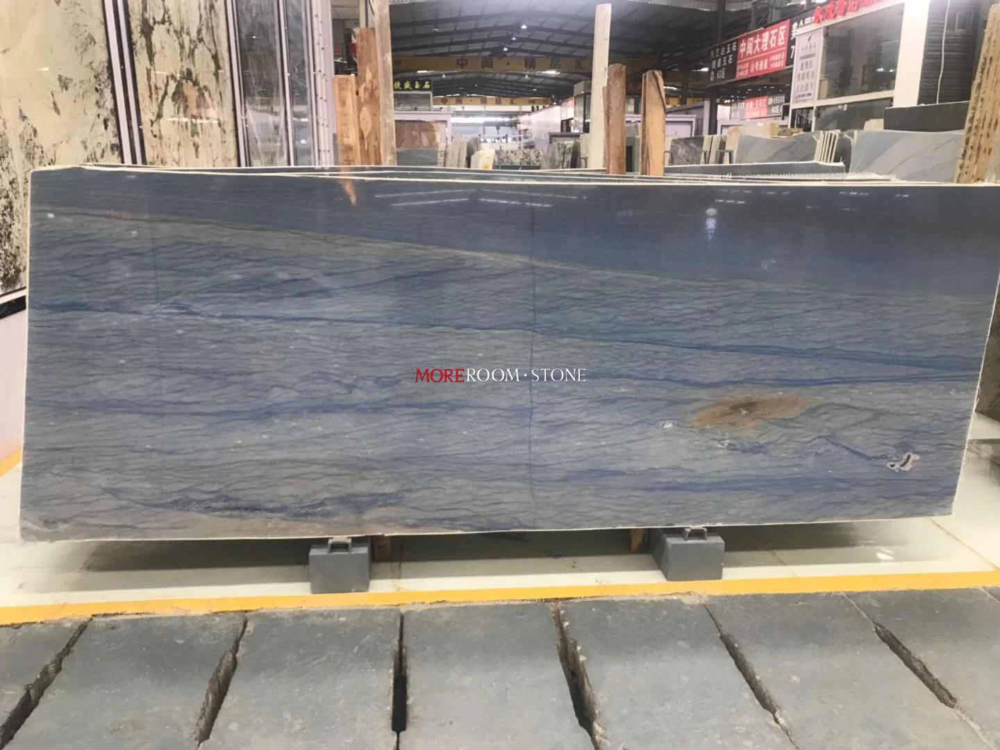 Luxurious Azul Macaubas Blue Granite Marble Countertops