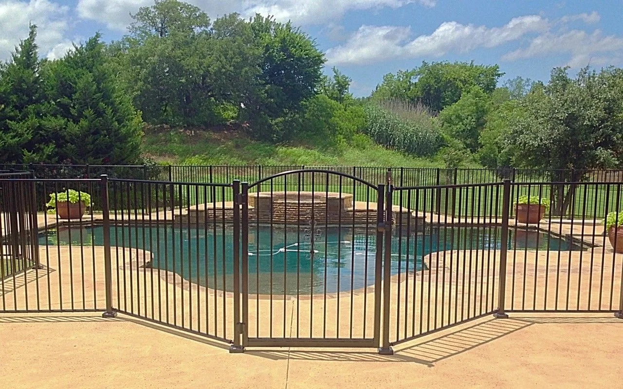 Online Shopping Flat Top Cast Iron Ornamental Swimming Pool Fence for Home Security Fence for Sale