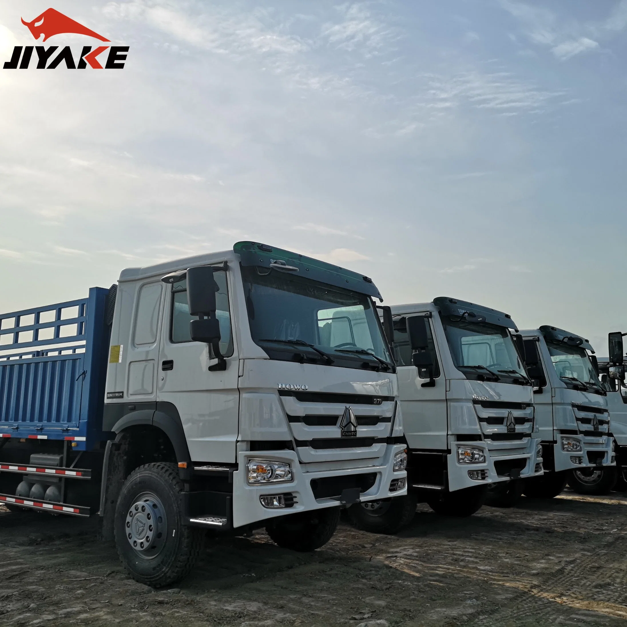 Sinotruck Customized New and Used 150 Cubic Meters Large Capacity 70tons Sidewall Board Fence Tandem General Cargo Truck with Full Trailer for Ethiopia Market