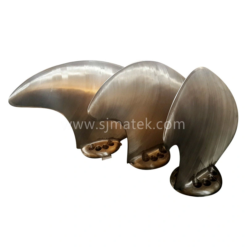 Boat Controllable Pitch Propeller with Low Cavitation