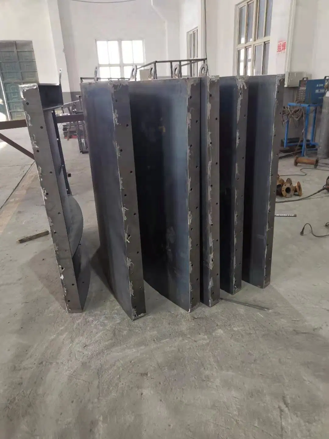 Concrete Mold Welding Metal with Powder Coating OEM Machining