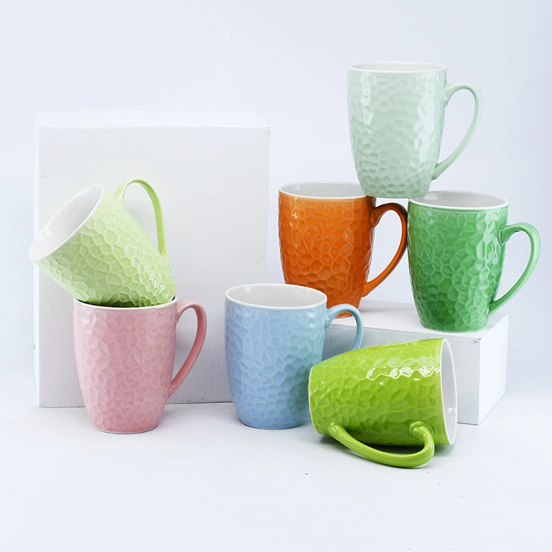 12oz/13oz Farbe glasierte geprägte Tasse / Kaffee-Tasse / Keramik-Becher für Geschenk, Promotion oder tägliche Nutzung und Fabrik Direktverkauf &amp; akzeptieren Custom, Print Logo