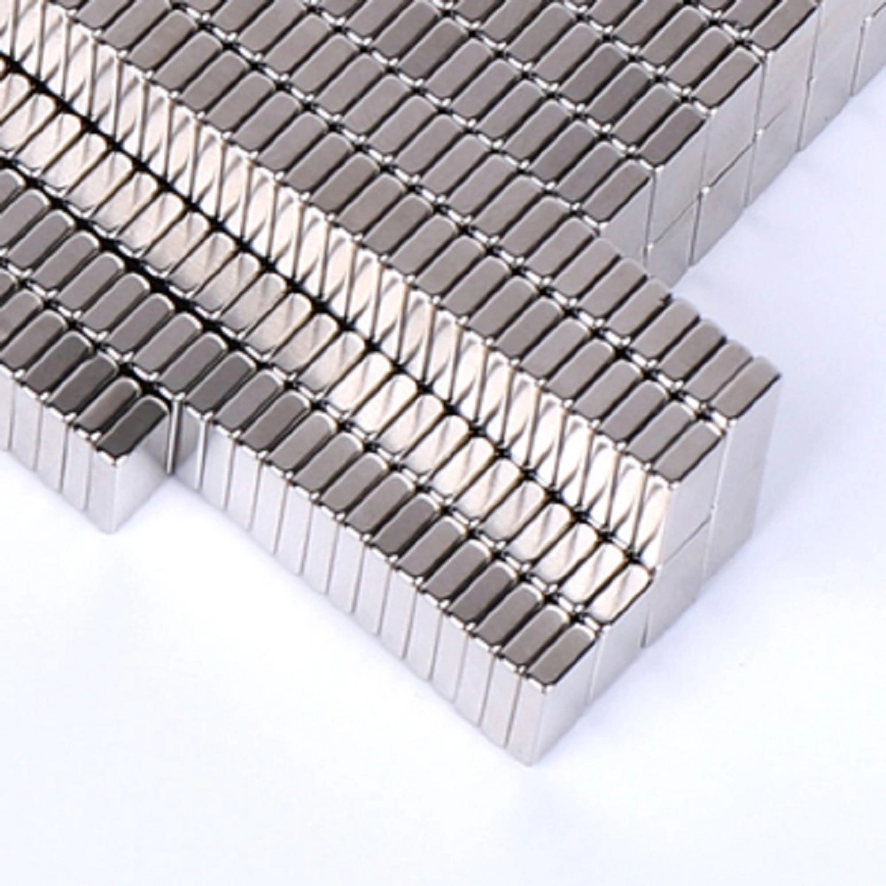 Customized N35 Block Neodymium Magnet NdFeB Square Strong Magnet