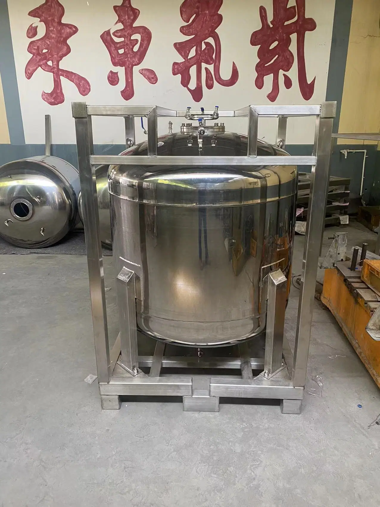 Stainless Steel Intermediate Bulk Container (IBCs) for Electrolyte and Lithium Salt Transportation & Storage