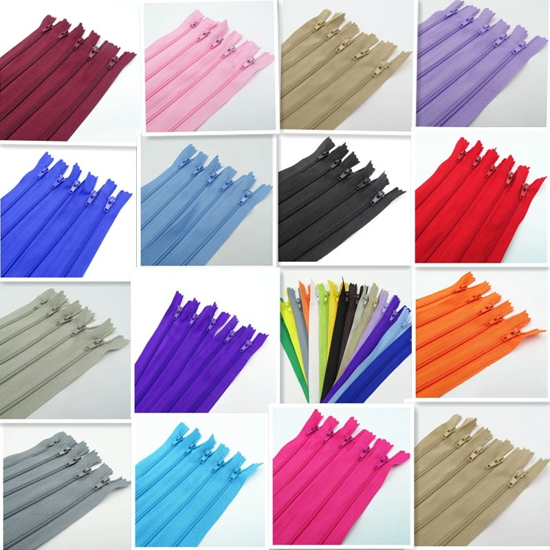 La couleur gris clair 3-12 pouces de 20 couleurs des fermetures à glissière de la bobine de nylon à fermeture éclair pour les vêtements