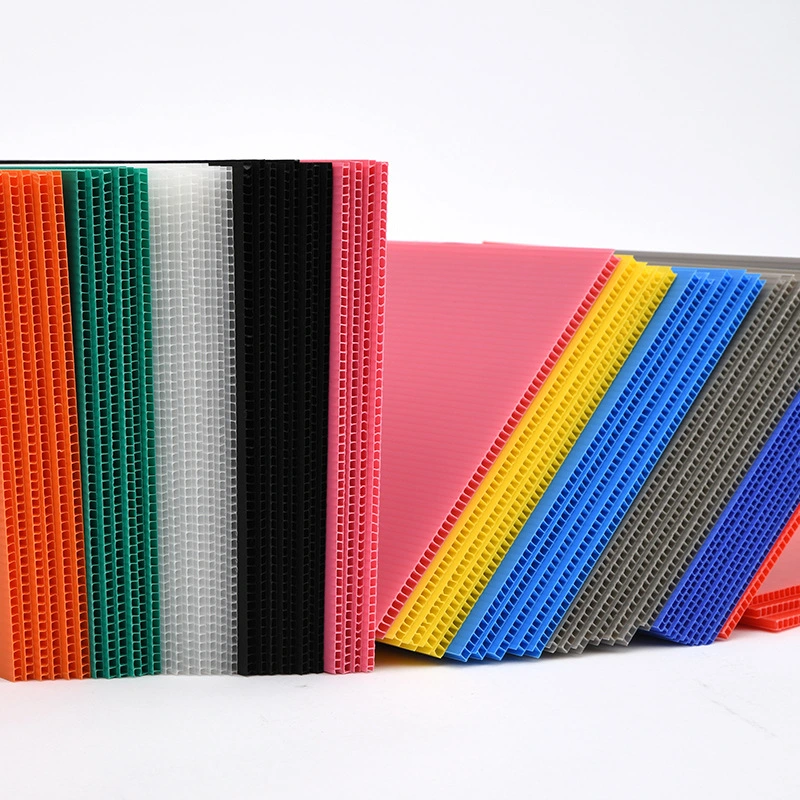 OEM Waterproof PP Coroplast Corrugated Sheet Grid Board Plastic Honeycomb Panel Corrugated PP Hollow Sheet