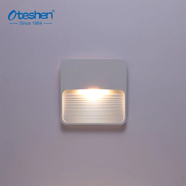 Exterior moderno de la iluminación interior PC resistente al agua de superficie de pared LED Lámpara de pie de la pared escalonado con protección IP65 de la luz de la Decoración de pared