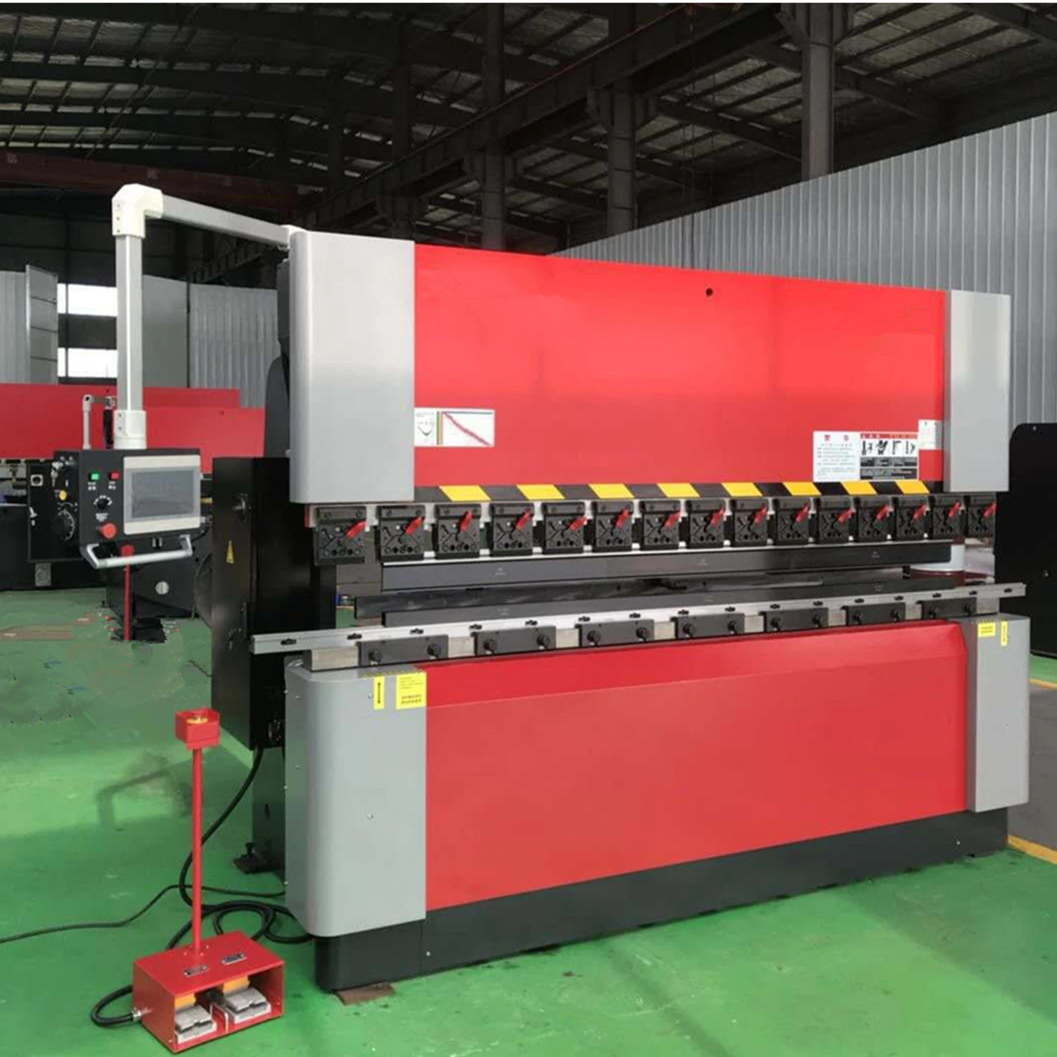 Original Factory Electro-Hydraulic Servo Sheet Metal Plate Under Drive Bending Machine / CNC Press Brake