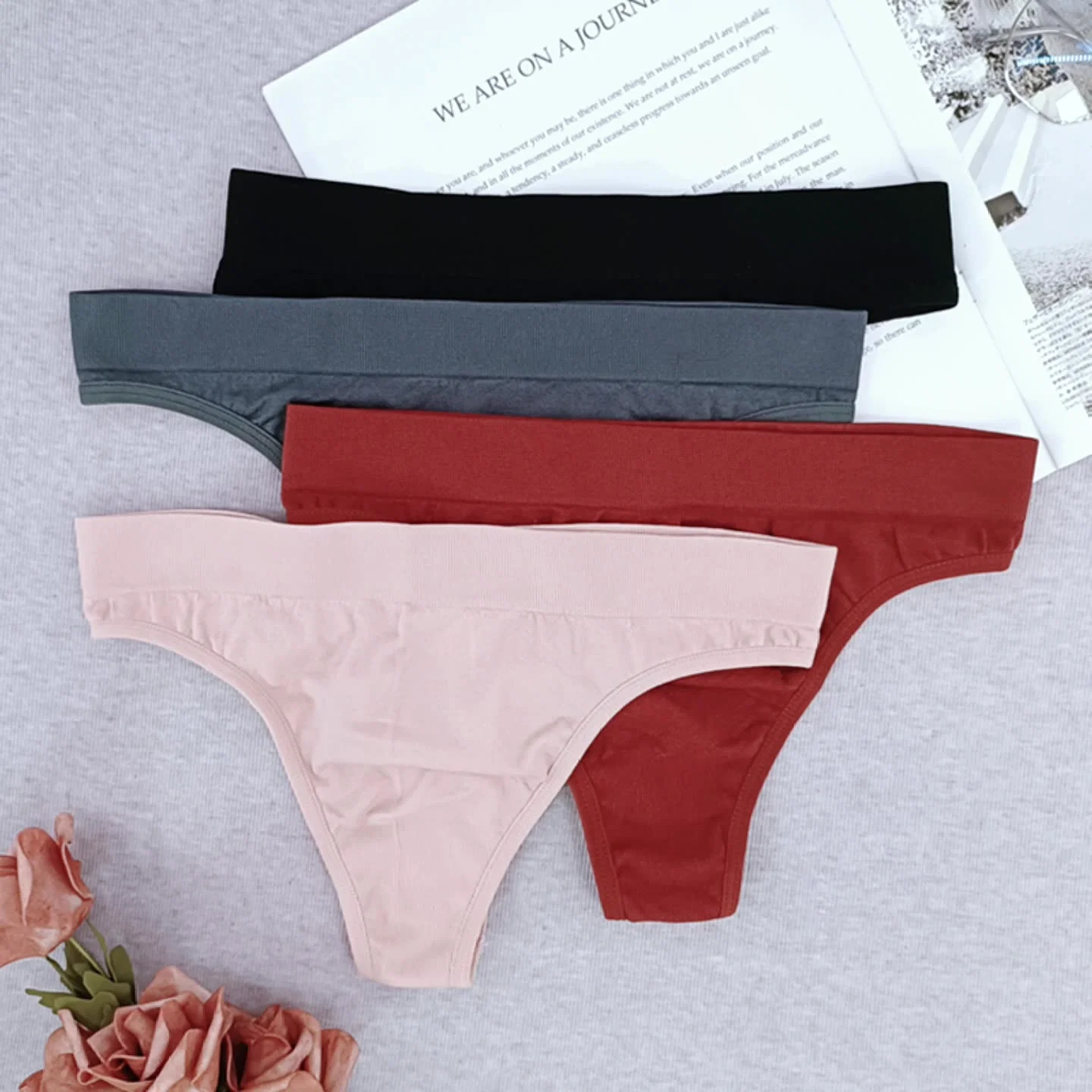 Senhoras Thong Sexy Seamless yardage Silk Underwear Women Lace Panties Calças de protecção