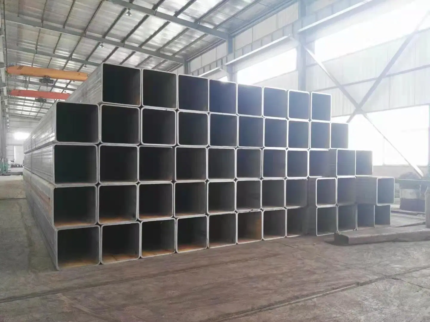 Hot Rolled Black Steel Square Tube/Rectangular Hollow Tubular Steel Pipe