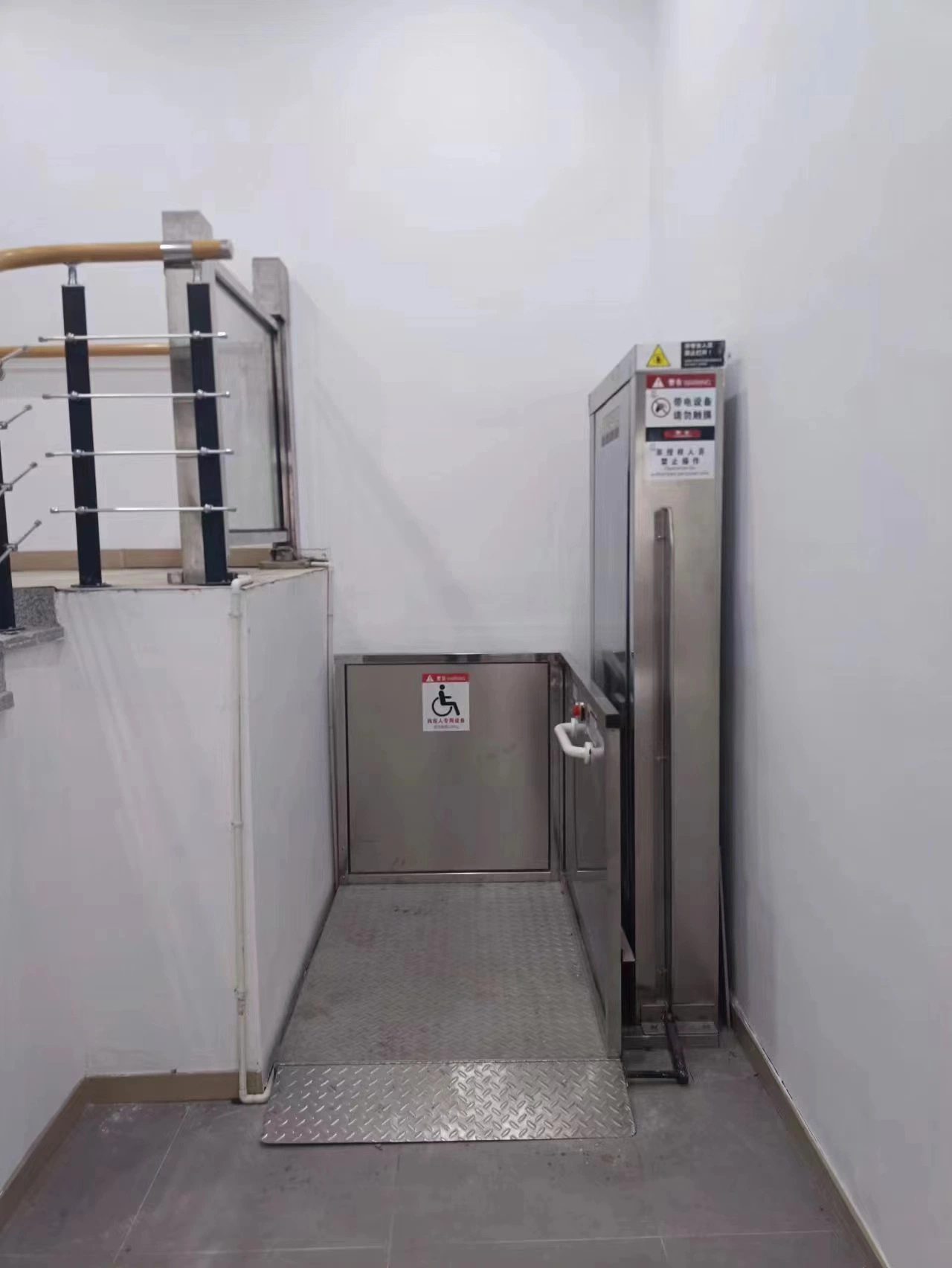 High quality/High cost performance  Barrier-Free Wheelchair Elevator with ISO 9001 Certificate