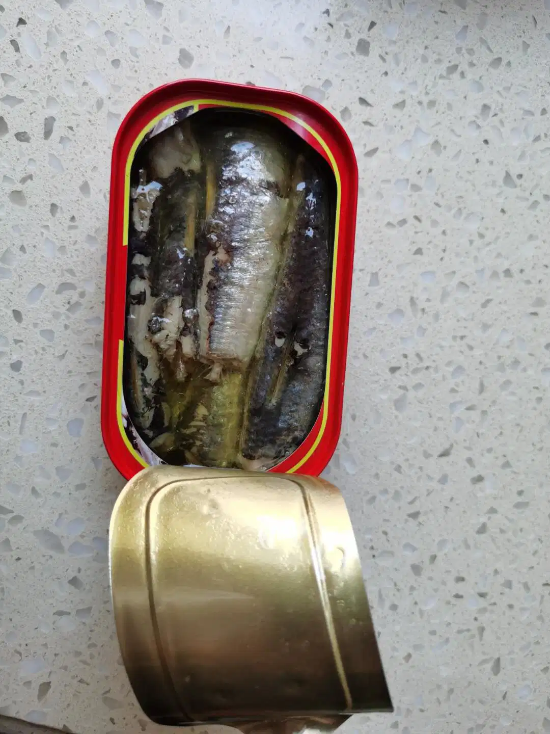 Hot Selling Canned Fish Halal Canned Sardines Manufacturer Tin Sardine in Vegetable Oil for Whole Sale125g