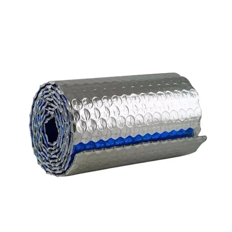 Lámina de aislamiento reflectiva térmica para techo tejido térmico aislado impermeable Rollo de aislamiento de envoltura de burbujas de aluminio