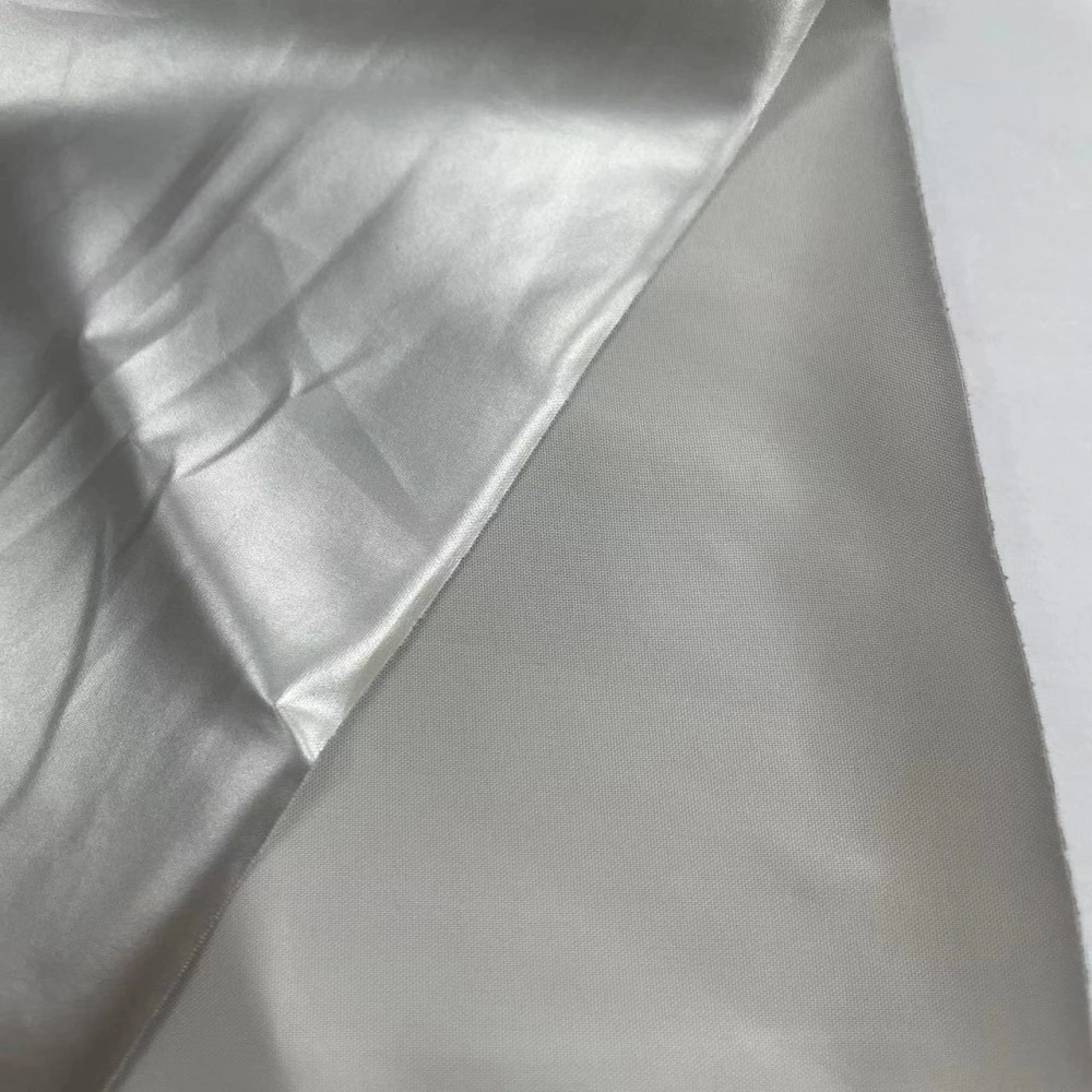 Tissu métallique argent réfléchissant imperméable 400t polyester haute visibilité