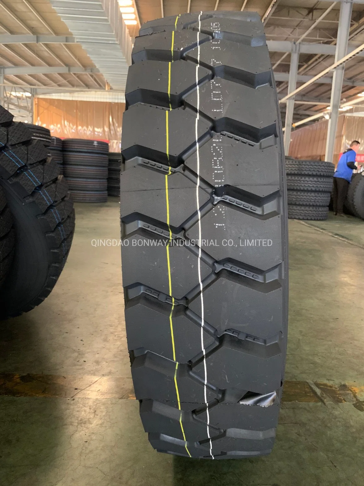 Hot Products Bonway/Bonterra/Sailmax/Joyroad/Copartner Tyre SD737 7.50r16 8.25r16 9.00r20 10.00r20 12.00r20 Truck Tire Factory Wholesale/Supplier Tyre