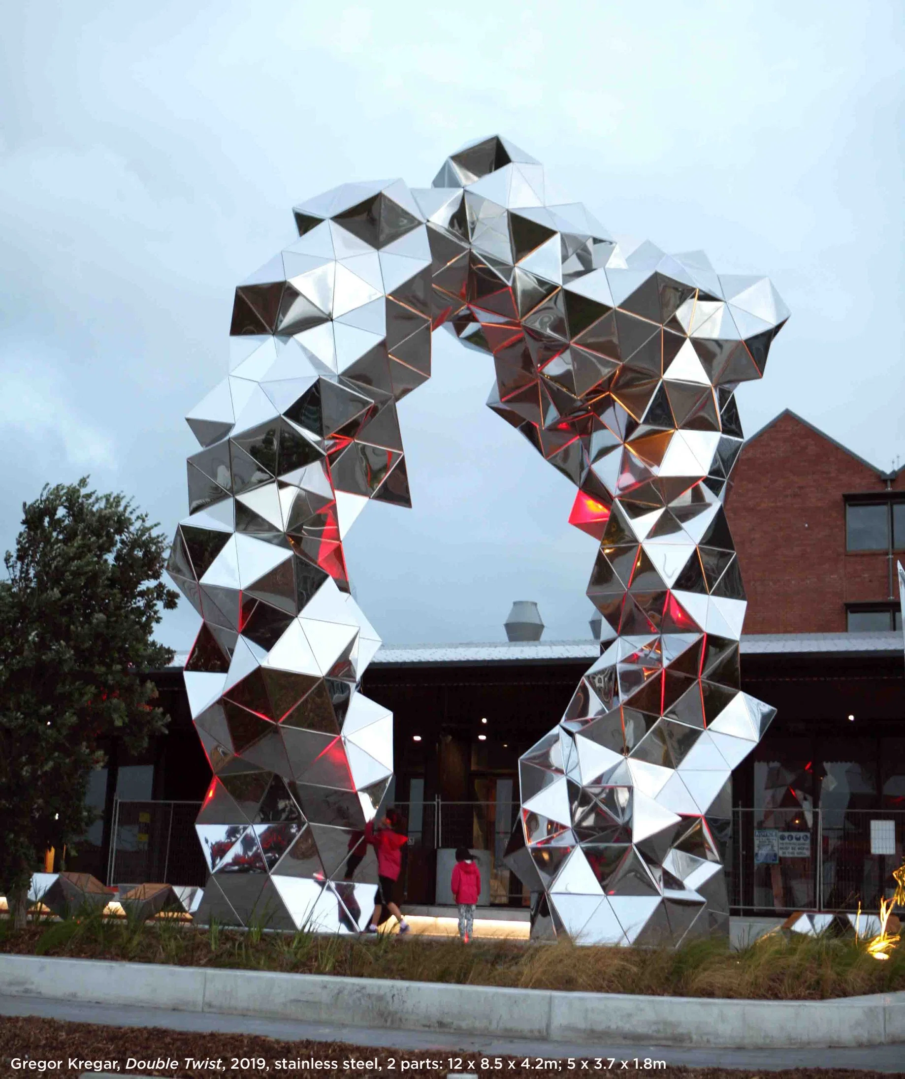 DNA Design Spiral Wind Indicator Kinetic Metal Wind Sculptures