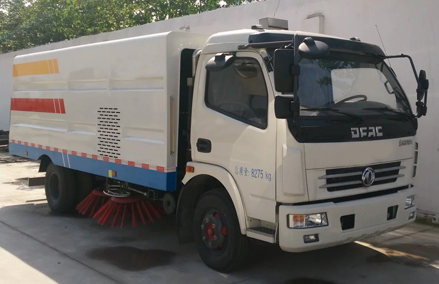 City Use 8ton Water Sprinkler Street Flushing Dongfeng 8cbm Road Sweep Truck