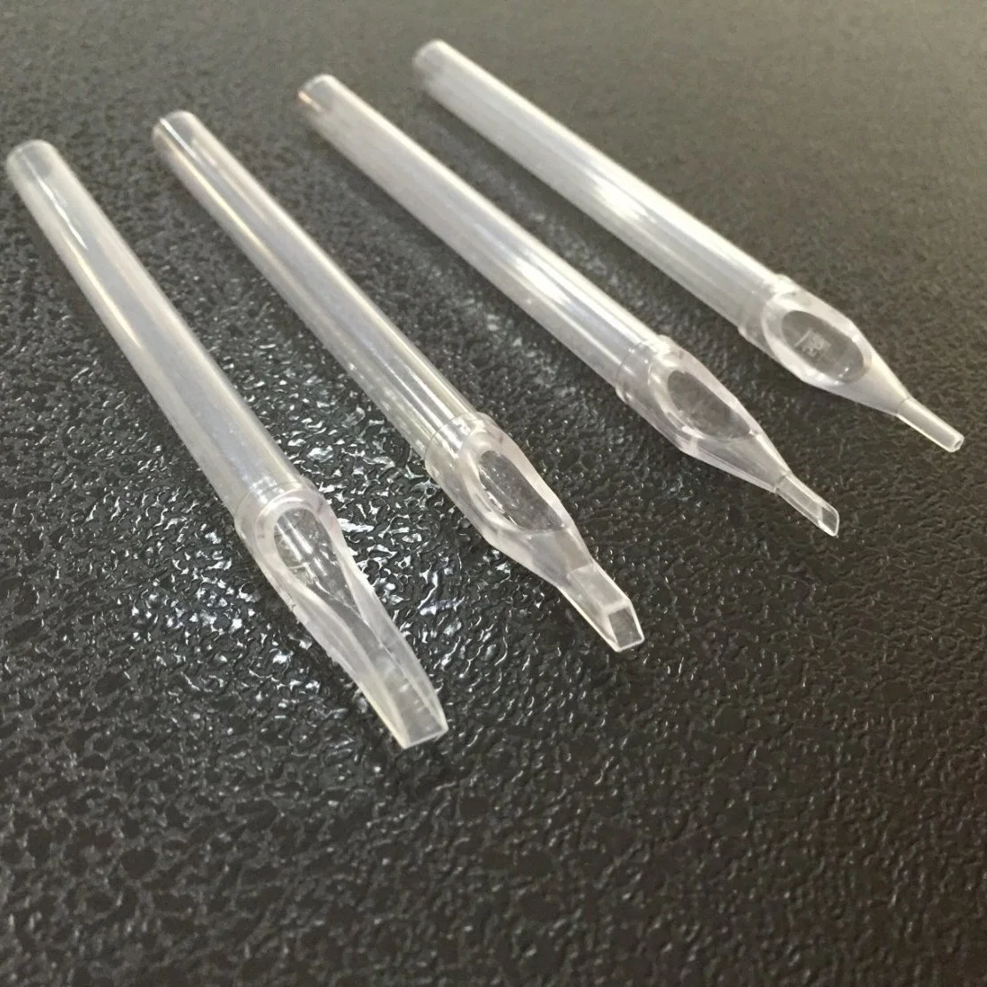 Hot Sale Wholesale/Supplier Disposable Sterile Clear Long Plastic Tips
